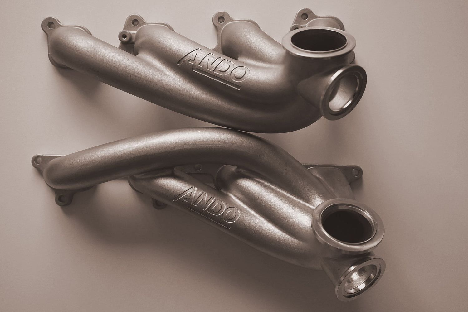 Ando Engineering Volvo 8-valve and 16-valve exhaust manifolds developed for high-performance Redblock applications