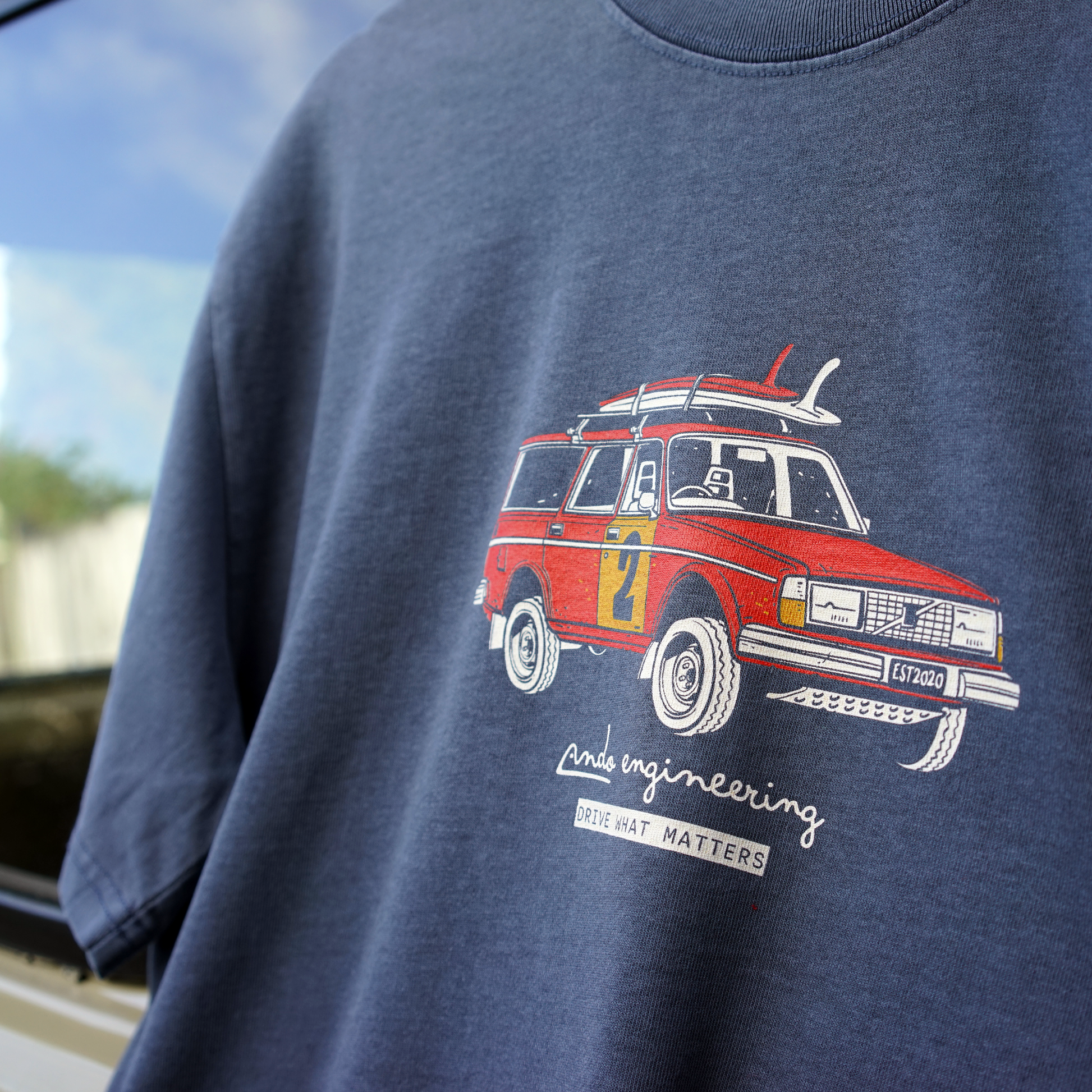 Drive what Matters Tee Volvo 245 Iconic garage Ando Engineering