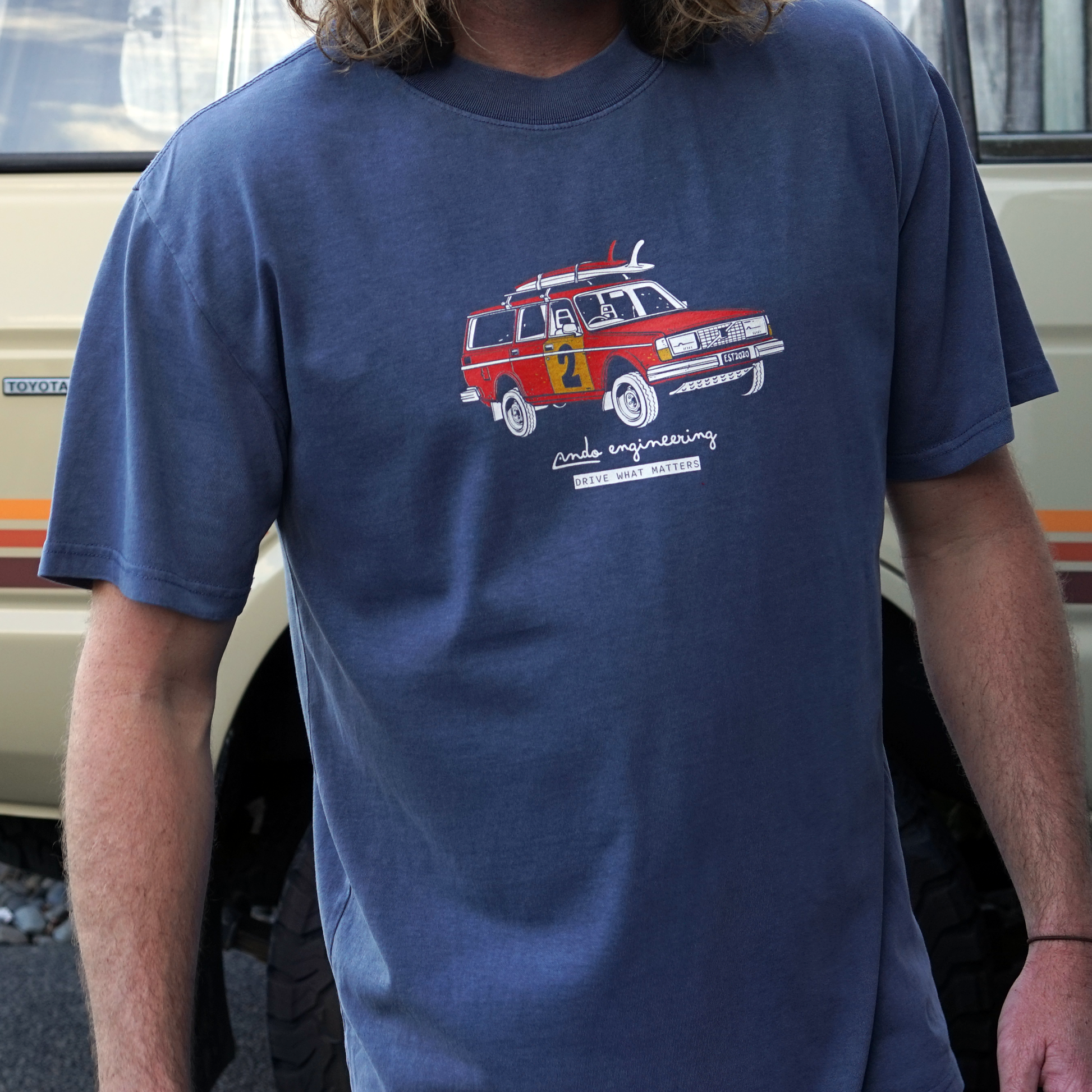 Drive what Matters Tee Volvo 245 Iconic garage Ando Engineering